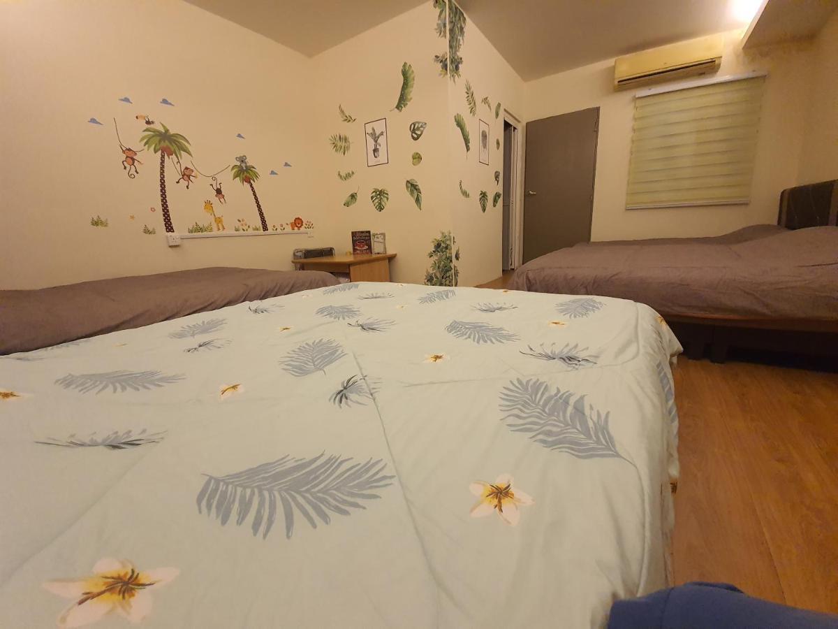 Apartamento Swimming Pool Party House Batu Pahat Exterior foto